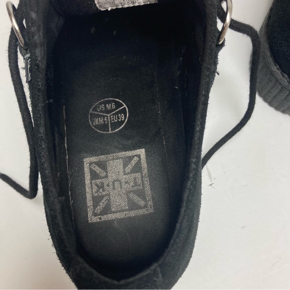 T.U.K Black Suede Viva Low Creeper Size womens 8 Mens 6 Shoes Low Platform - Picture 14 of 14